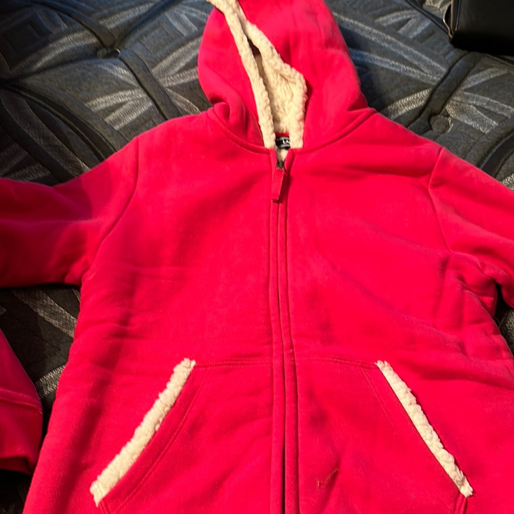 Brand new land send Sherpa jacket